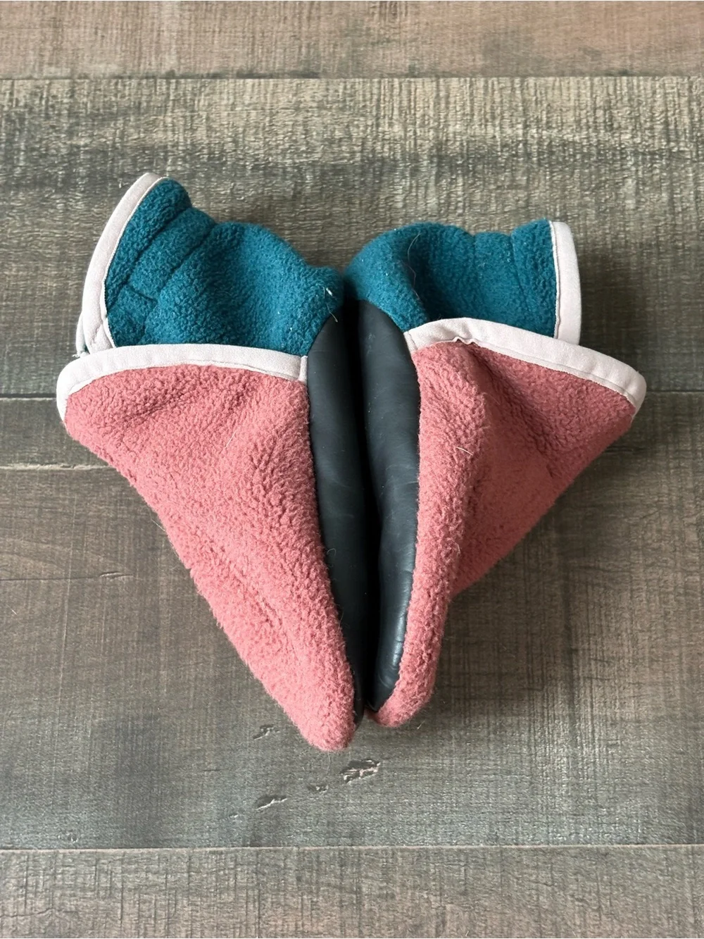 Patagonia Baby Synchilla Fleece Booties 12-24
